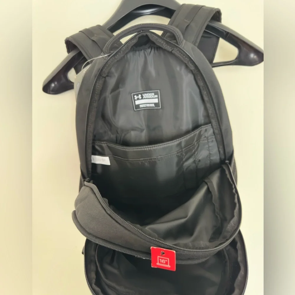Under Armour Hustle 6.0 Storm Backpack Water-Resistant | Laptop Sleeve Black